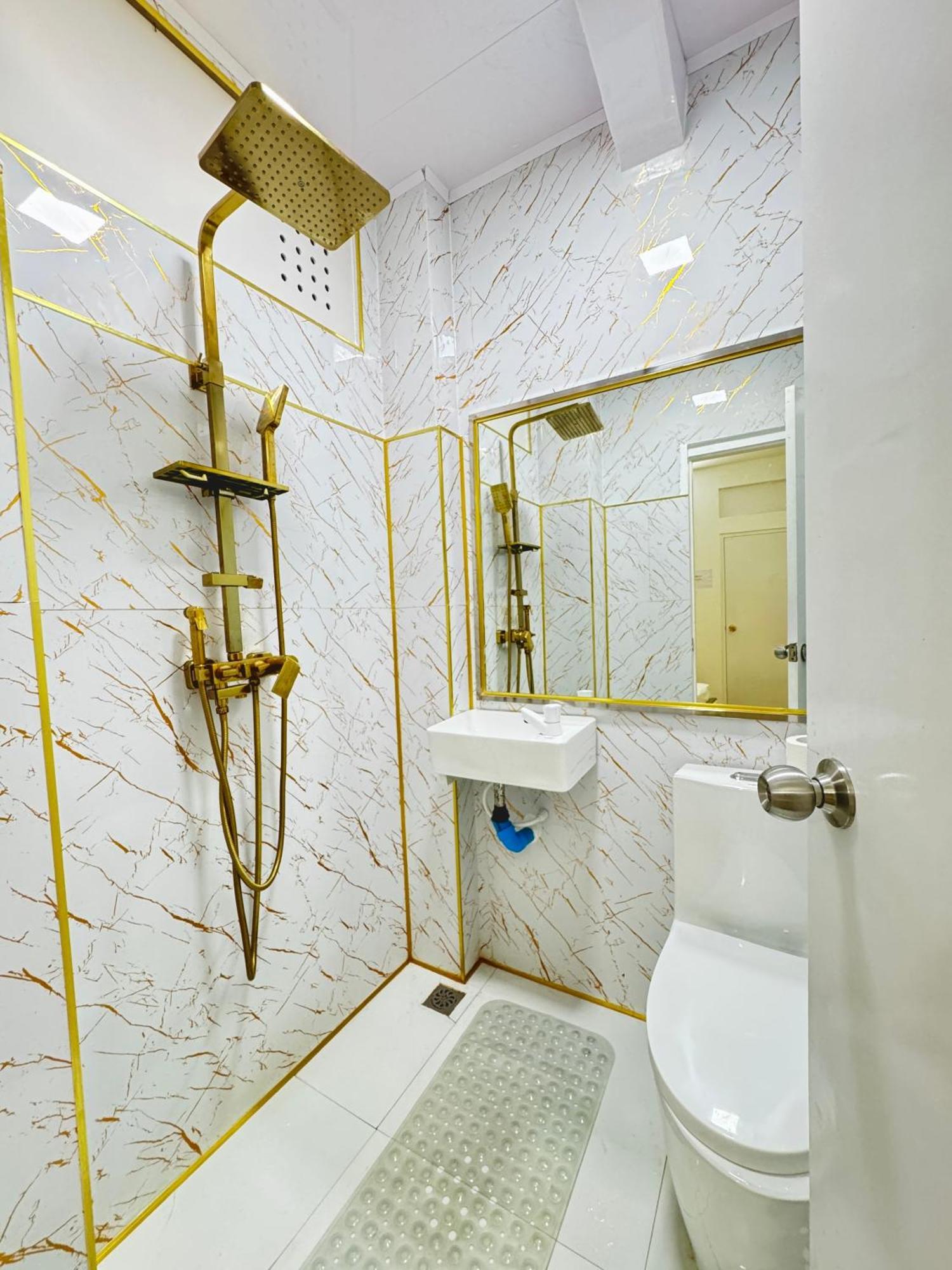 Ontrack Travel Apartment Male Exterior foto